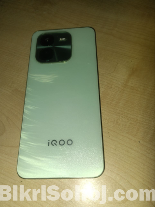 VIVO IQOO Z9X 5G